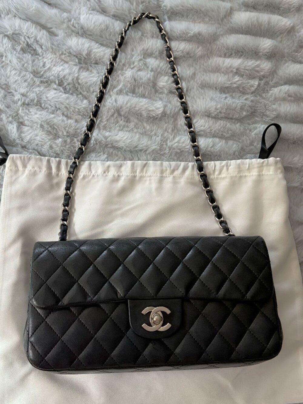 vintage Chanel Lambskin East/West Classic Flap Black